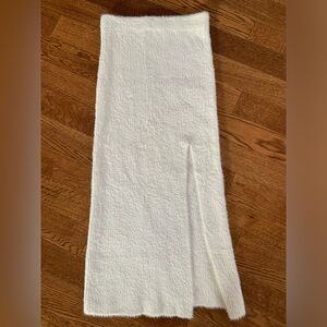 Princess Polly XS S Stretch Women’s Slit Long Full Skirt White Fuzzy Soft Ribbed